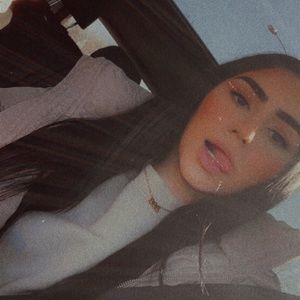 Meet your Posher, Bronika